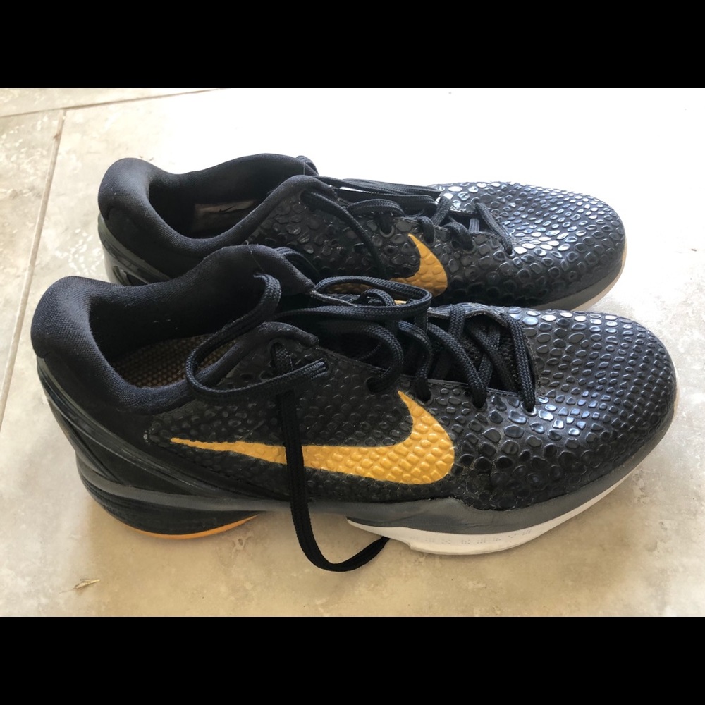 Nike Kobe Basketball Shoes